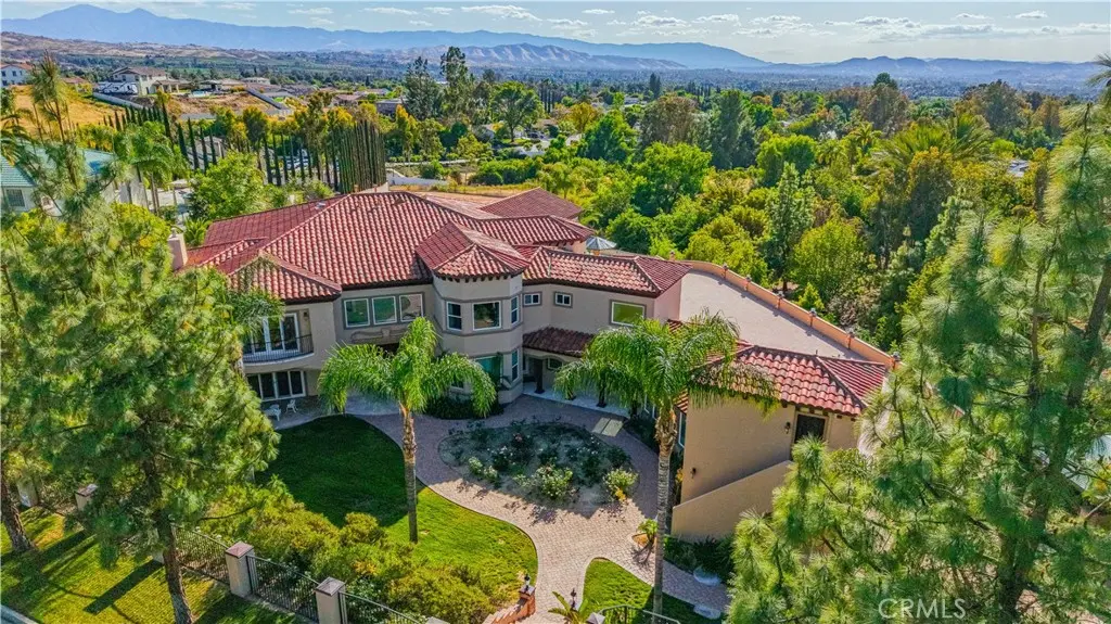 Single Family Residence for rent at 7231 Brandon Court, Riverside, CA featuring 6 beds and 7 baths