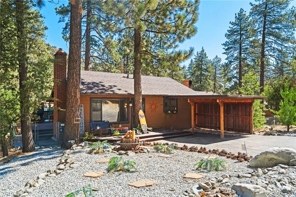 1498 Betty, Wrightwood, CA — listing photo 1