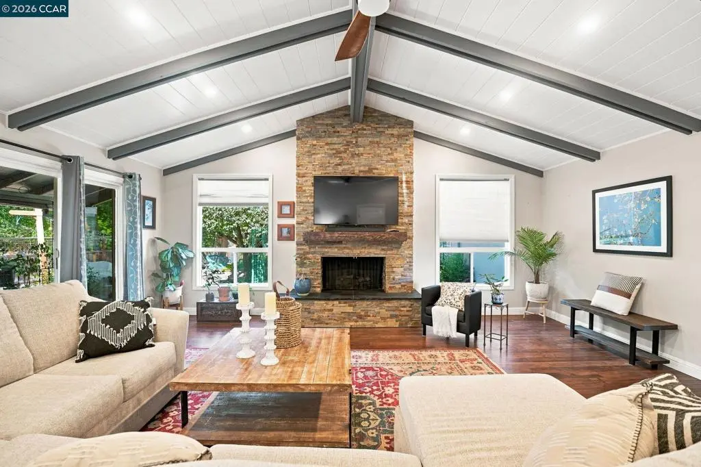 Single Family Residence for sale at 1445 Bassett Dr, Concord, CA featuring 3 beds and 2 baths