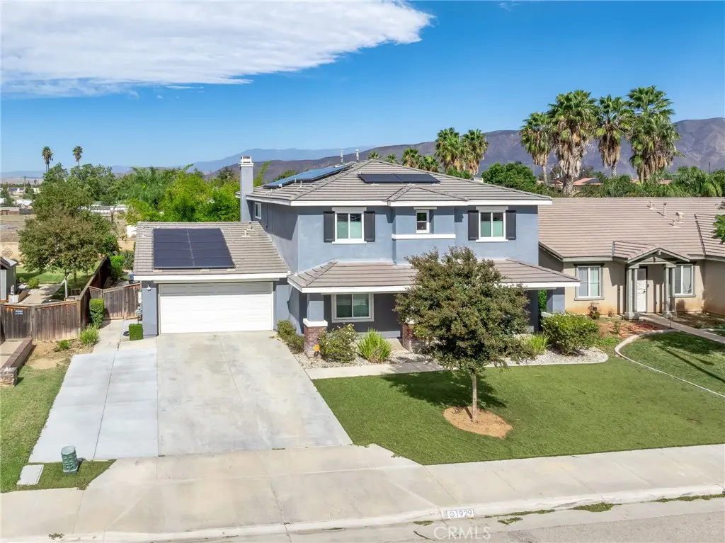 Single Family Residence for sale at 1929 Orchid, San Jacinto, CA featuring 6 beds and 3 baths