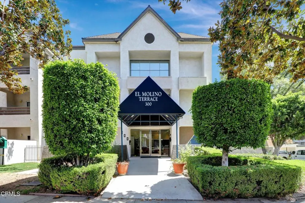 Condominium for rent at 300 N El Molino Avenue 323, Pasadena, CA featuring 2 beds and 2 baths