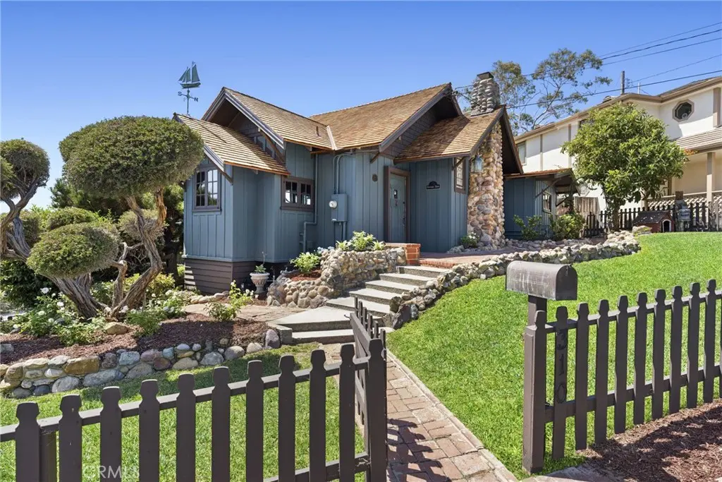 310 Hawthorne Road, Laguna Beach, CA — listing photo 1