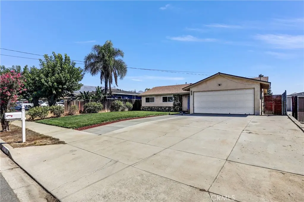1170 Michigan, Beaumont, CA — listing photo 1