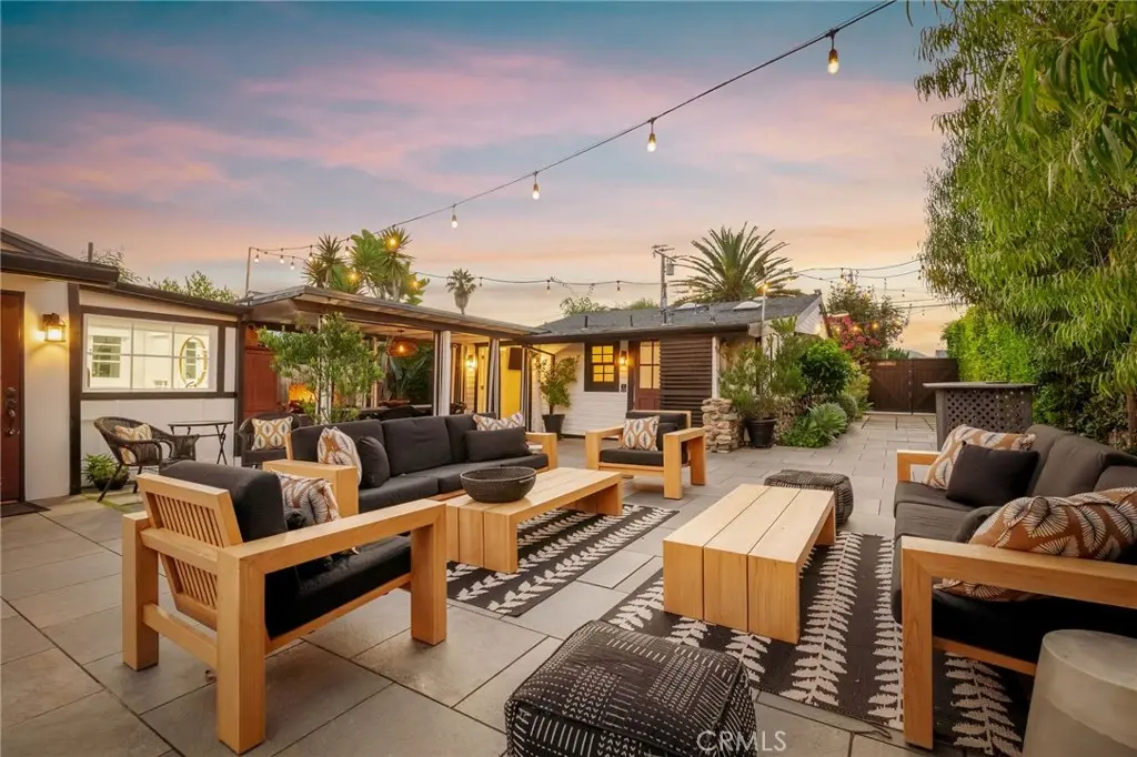 469 Oak, Laguna Beach, CA — listing photo 1