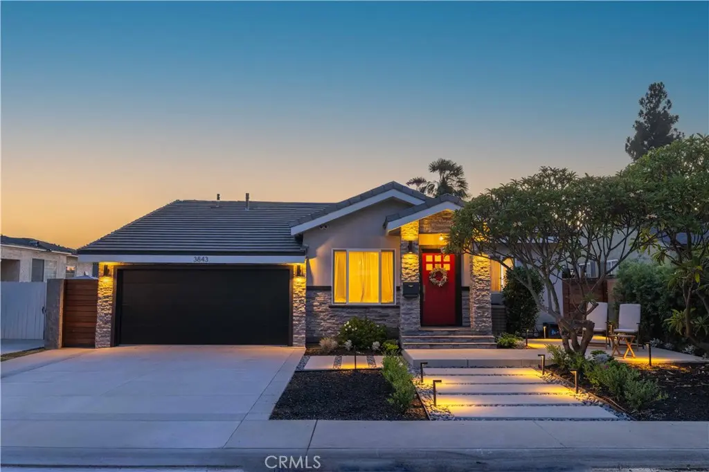 Single Family Residence for sale at 3843 Marber, Long Beach, CA featuring 2 beds and 2 baths