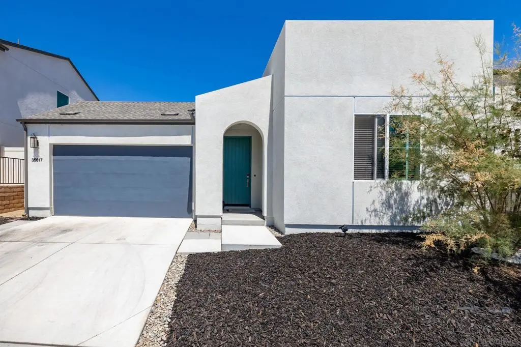35617 Blue Bretton Dr, Fallbrook, CA — listing photo 1