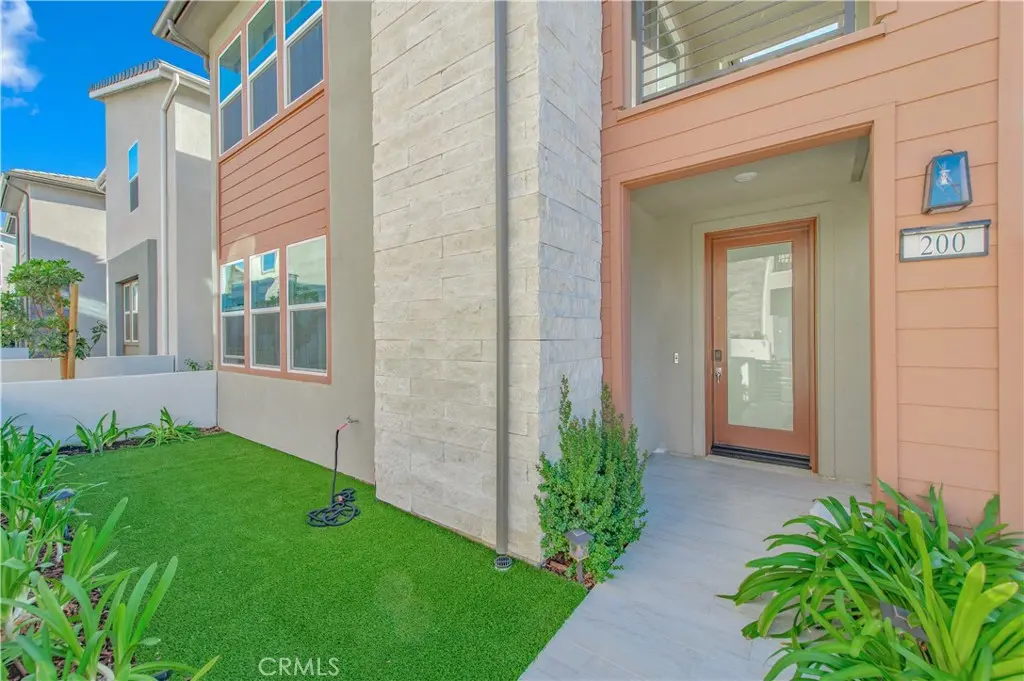 Single Family Residence for sale at 200 Zawn, Irvine, CA featuring 3 beds and 3 baths