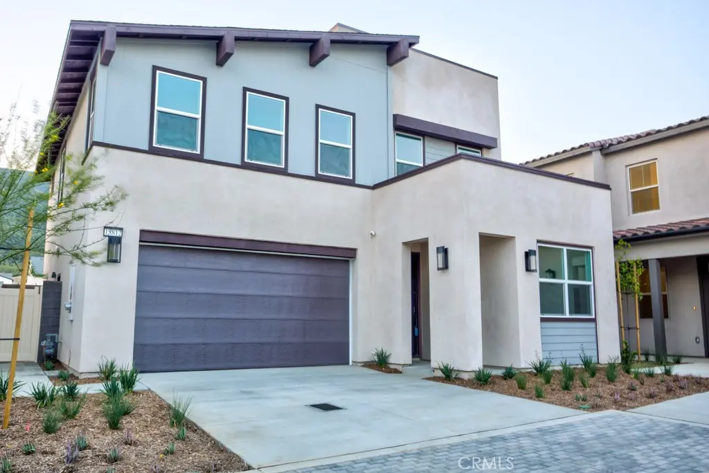 15812 Caterpillar Dr, Fontana, CA — listing photo 1