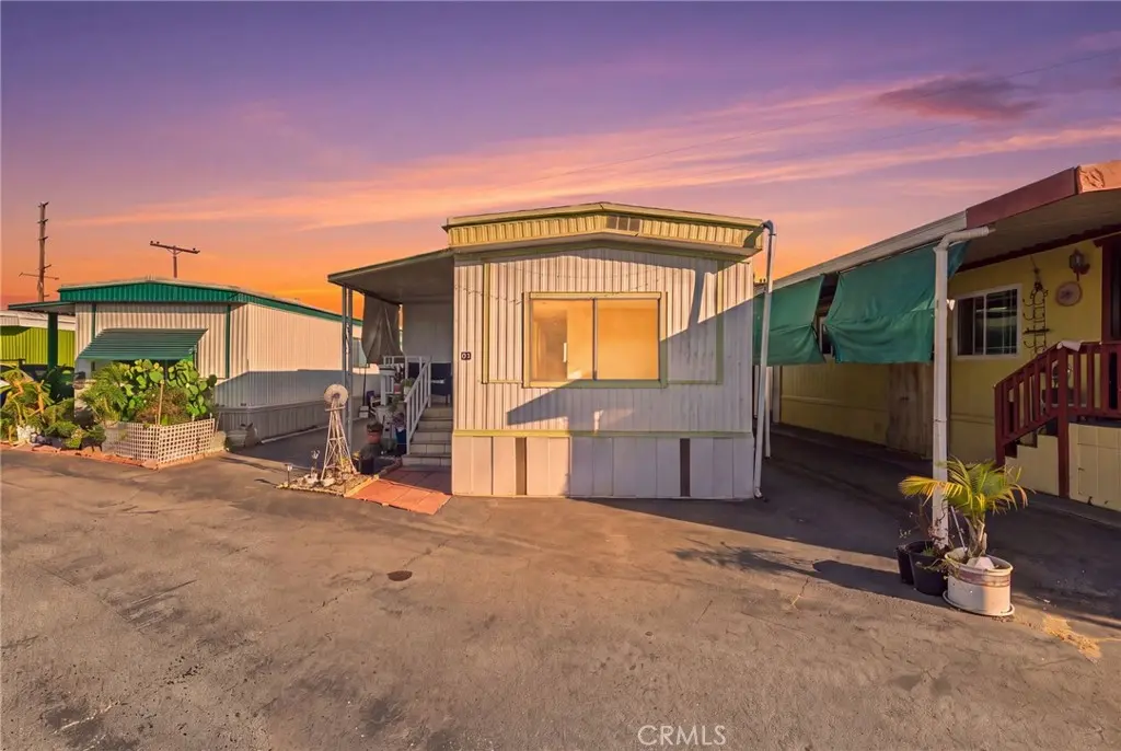 1502 Carson 69, Carson, CA — listing photo 1