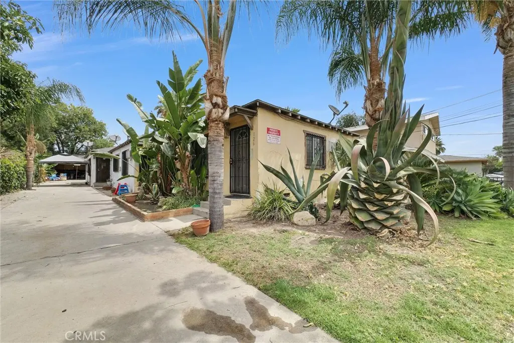 Triplex for sale at 126 W Wabash Street, San Bernardino, CA