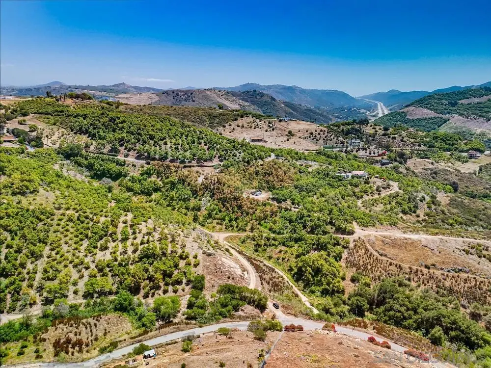 31675 Rancho Amigos Rd, Bonsall, CA — listing photo 1