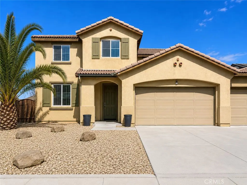 15209 Ridgebriar Lane, Victorville, CA — listing photo 1