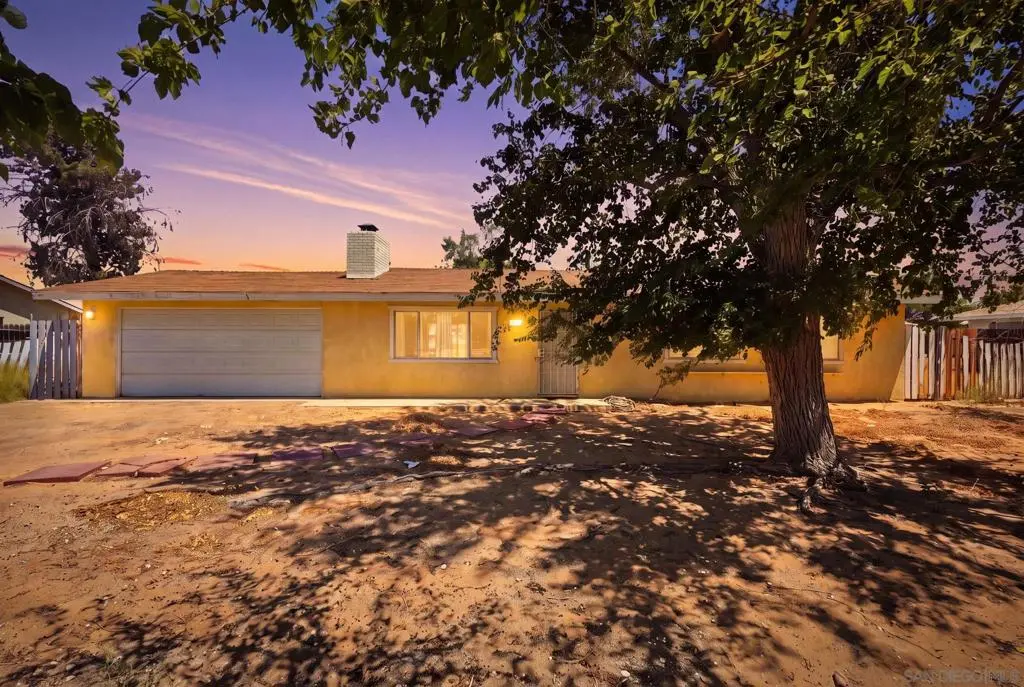 12787 Pocono Rd, Apple Valley, CA — listing photo 1