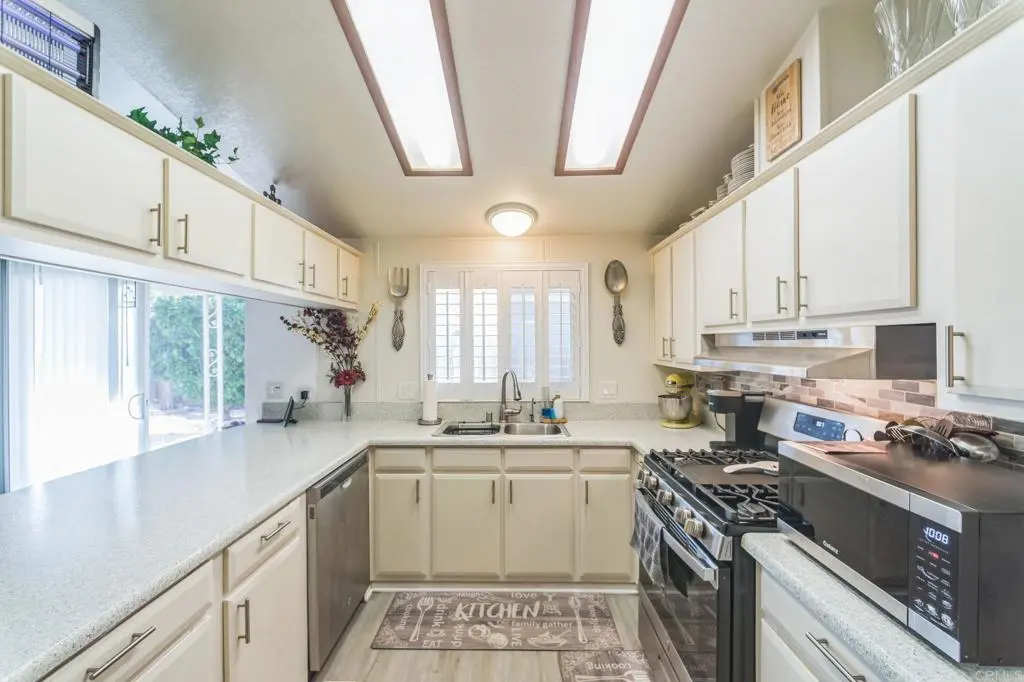Manufactured In Park for sale at 27250 Murrieta Road 364, Menifee, CA featuring 2 beds and 2 baths