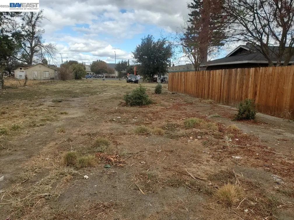 508 W Grant Line Rd, Tracy, CA — listing photo 1