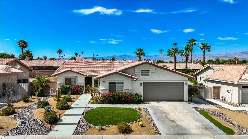 Single Family Residence for sale at 79220 Victoria, La Quinta, CA featuring 4 beds and 2 baths