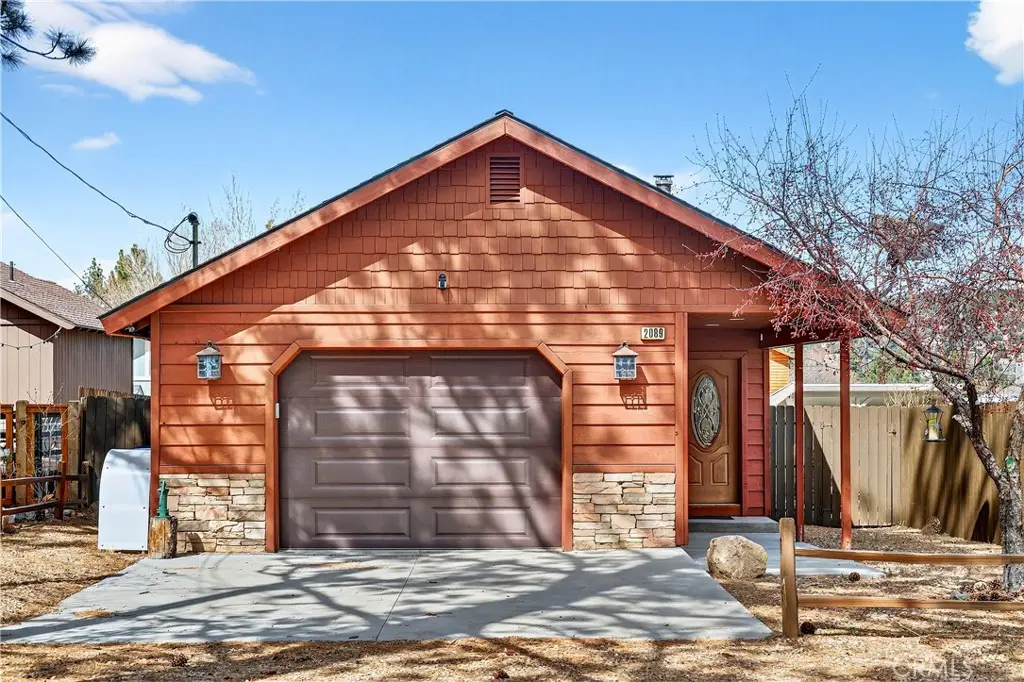 2089 Shady, Big Bear City, CA — listing photo 1