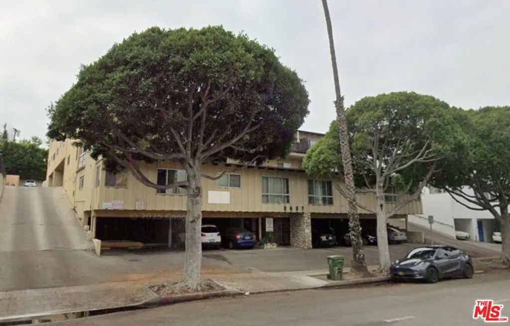 2637 Centinela Avenue 9, Santa Monica, CA — listing photo 1