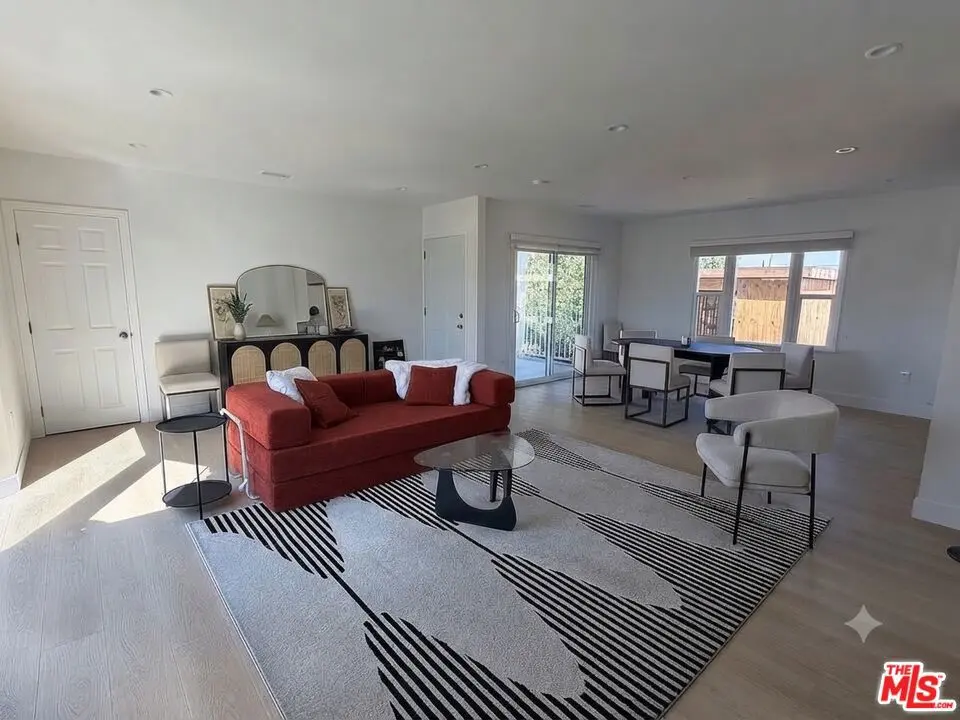 Residential Lease for rent at 1546 S Ogden Drive #2, Los Angeles, Los Angeles County, CA featuring 2 beds and 2 baths
