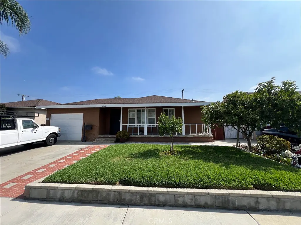 Residential Lease for rent at 9219 Danbridge, Pico Rivera, Los Angeles County, CA featuring 5 beds and 3 baths