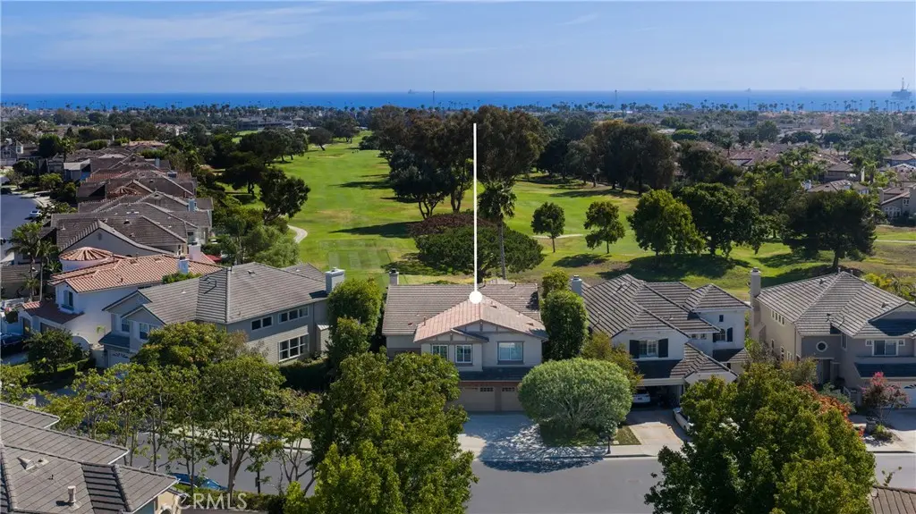6402 Forester, Huntington Beach, CA — listing photo 1