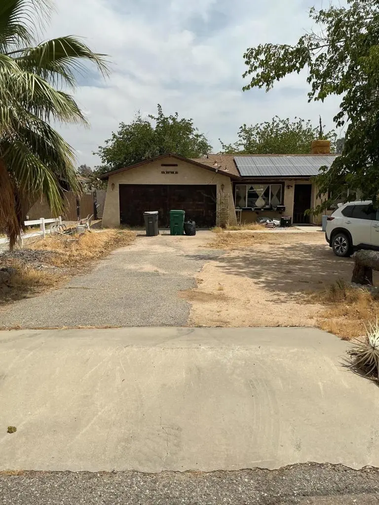 7765 Valley Vista Avenue, Yucca Valley, CA — listing photo 1