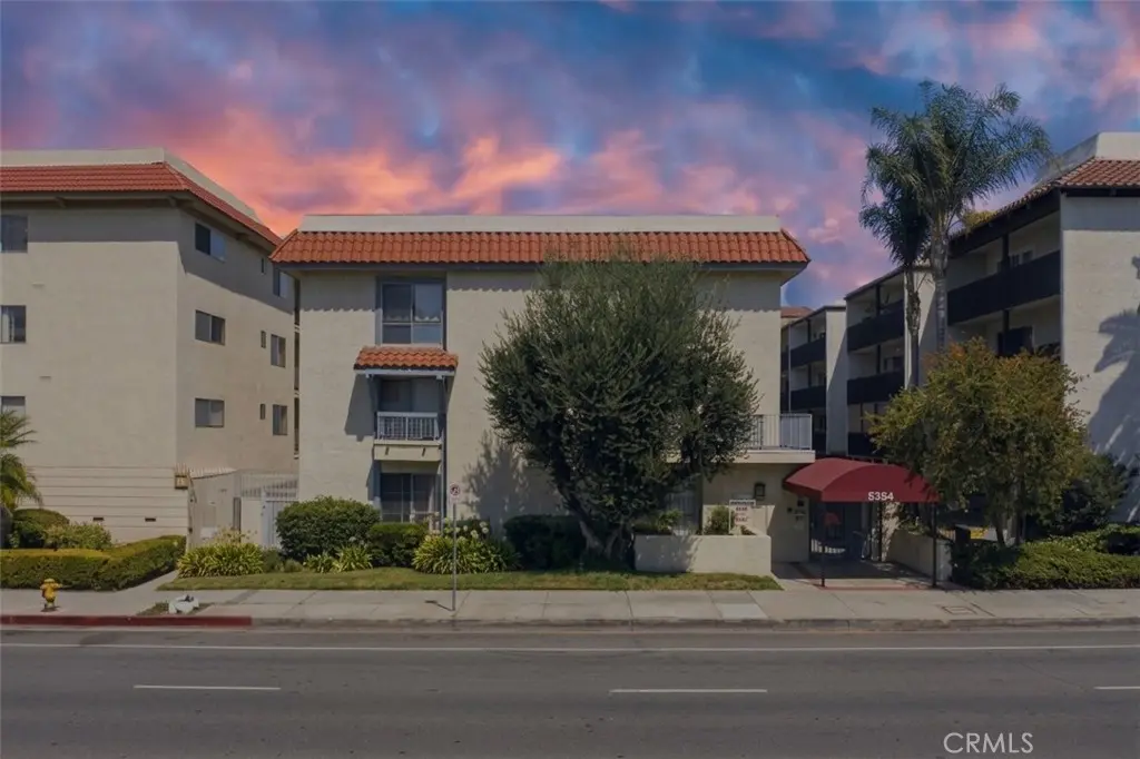 5354 Lindley Avenue 209, Encino, CA — listing photo 1