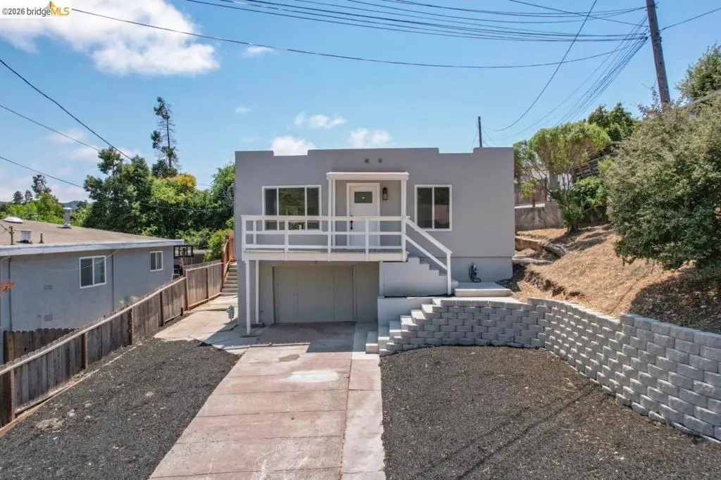 1923 Thompson Ln, El Sobrante, CA — listing photo 1