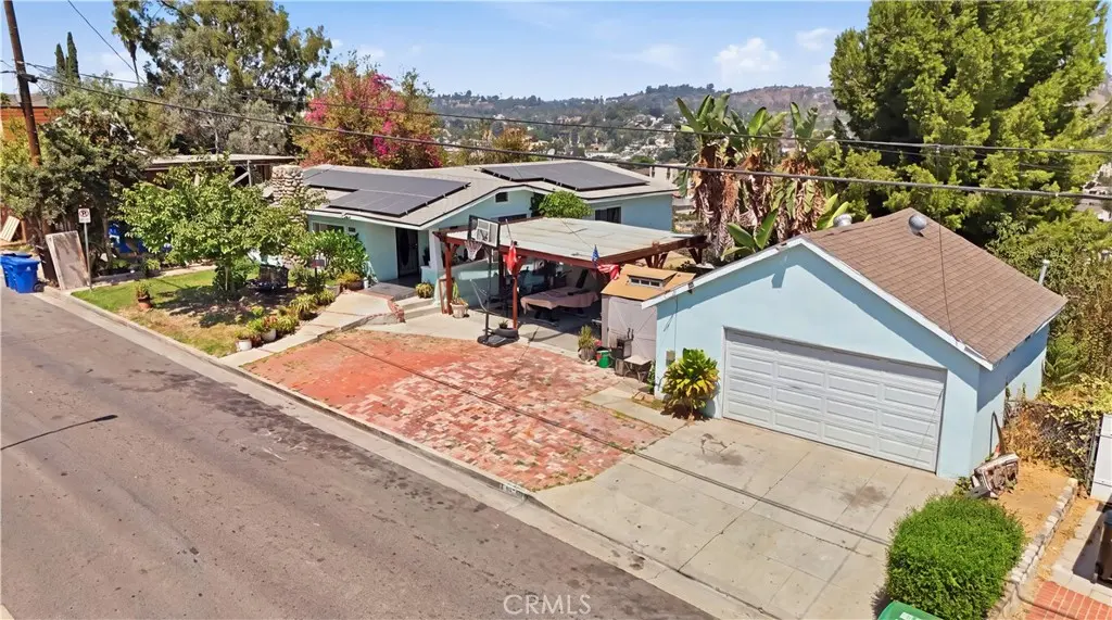 Duplex for sale at 3073 Chadwick, Los Angeles, CA