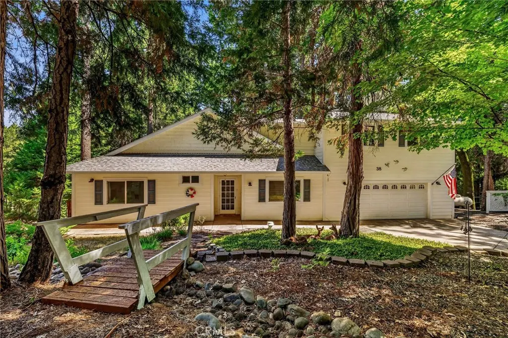 38 Mallard Court, Magalia, CA — listing photo 1
