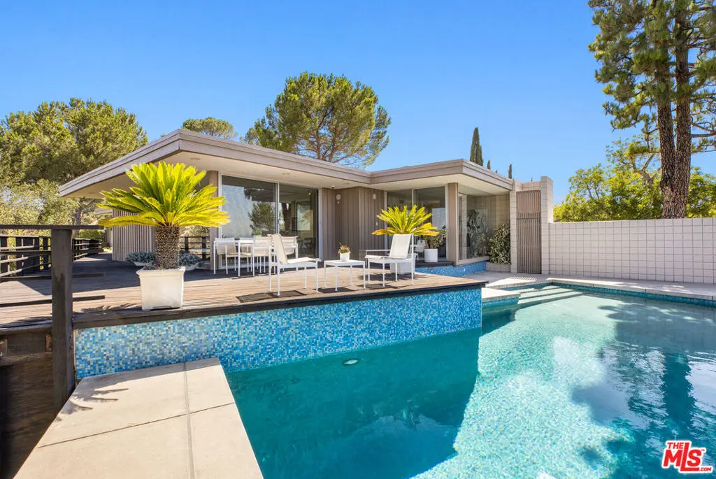 Single Family Residence for rent at 3346 Beverly Ranch Road, Beverly Hills, CA featuring 3 beds and 2 baths