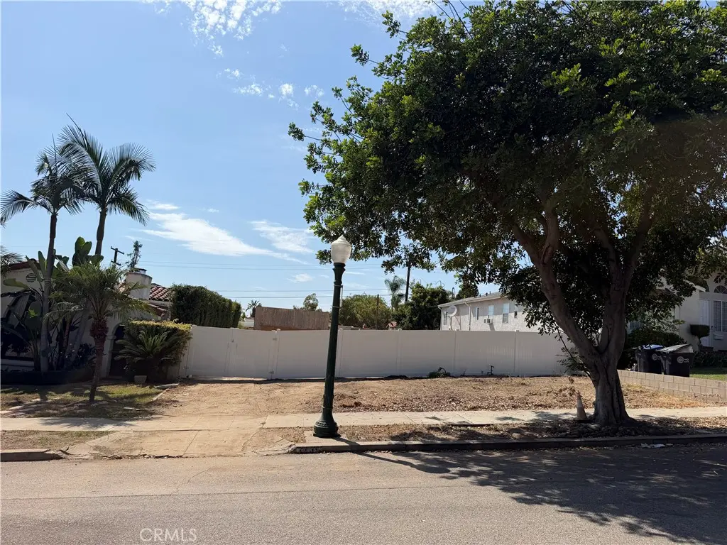 1239 N Everett, Glendale, CA — listing photo 1