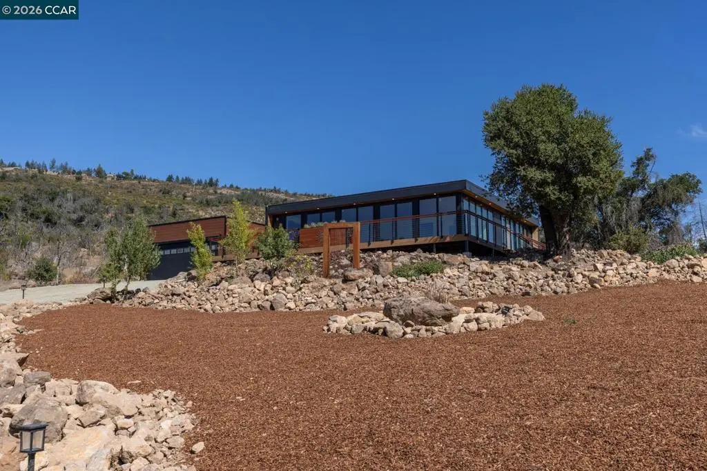 139 Oak St, St Helena, CA — listing photo 1