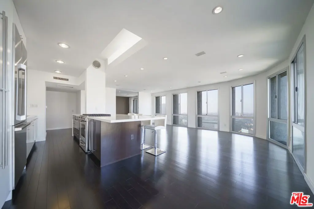Condominium for rent at 800 W 1st Street 2110, Los Angeles, CA featuring 2 beds and 2 baths