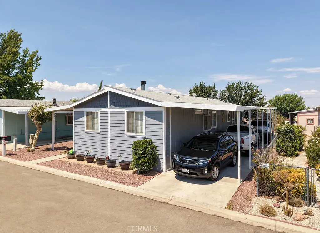 9161 Santa Fe E Avenue 35, Hesperia, CA — listing photo 1