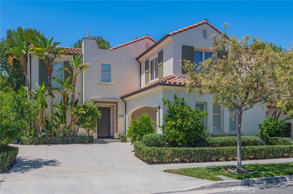 Residential Lease for rent at 105 Doverwood, Irvine, Orange County, CA featuring 4 beds and 4 baths