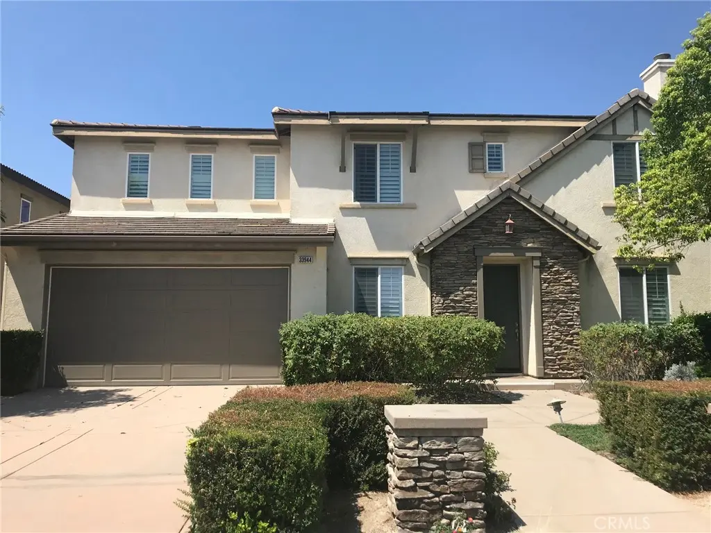 Single Family Residence for sale at 33944 Tuscan Creek, Temecula, CA featuring 5 beds and 3 baths