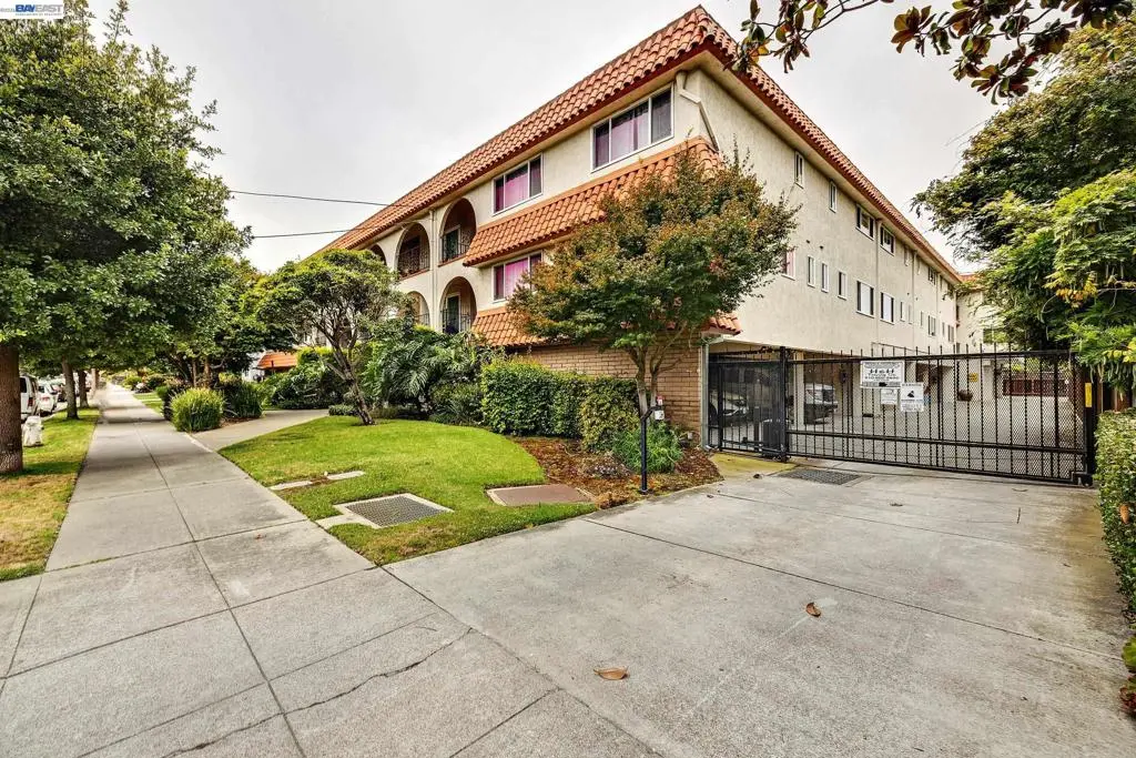 Condominium for sale at 2133 Santa Clara Ave 328, Alameda, CA featuring 2 beds and 2 baths