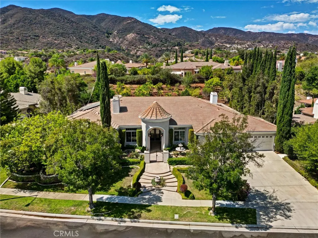 Single Family Residence for sale at 1660 Alamitos, Corona, CA featuring 5 beds and 6 baths