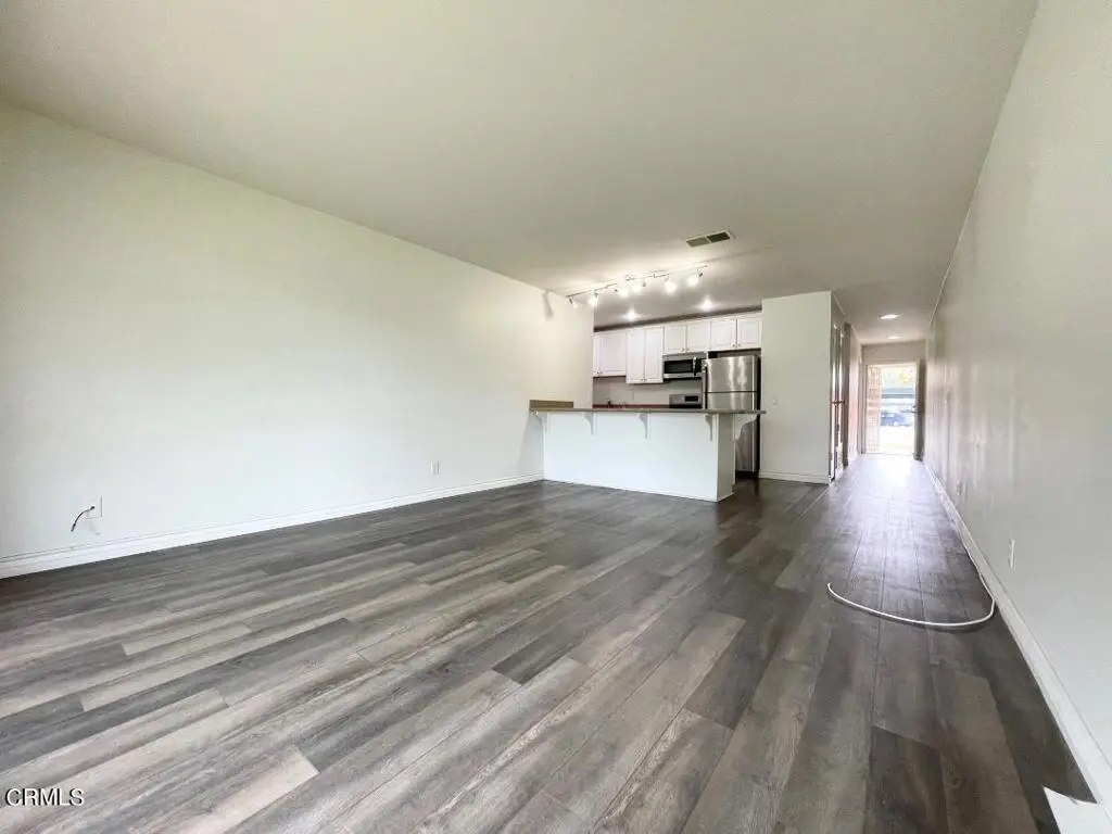 669 Reef Circle, Port Hueneme, CA — listing photo 1