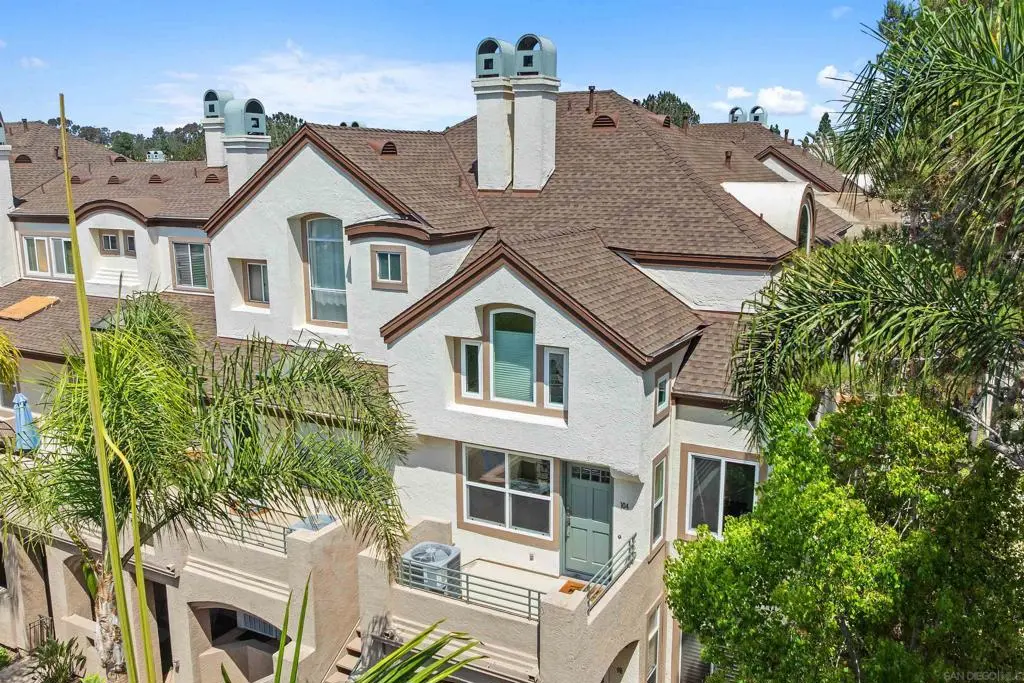 Condominium for sale at 12626 Carmel Country 104, San Diego, CA featuring 2 beds and 3 baths