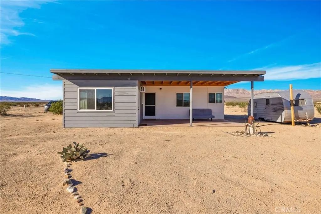 84753 Eddie Albert, 29 Palms, CA — listing photo 1