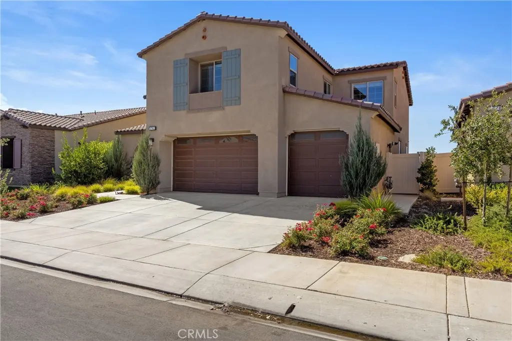 Single Family Residence for sale at 5762 Verde Way, Banning, CA featuring 5 beds and 3 baths