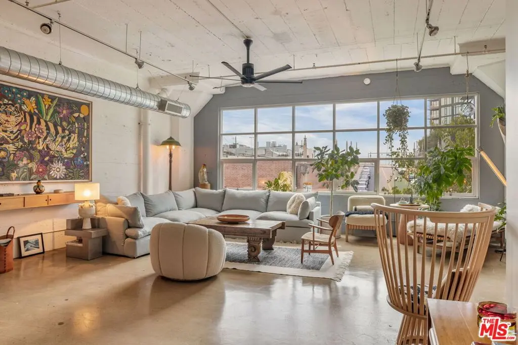 Condominium for rent at 530 Molino Street 213, Los Angeles, CA featuring 2 beds and 1 bath