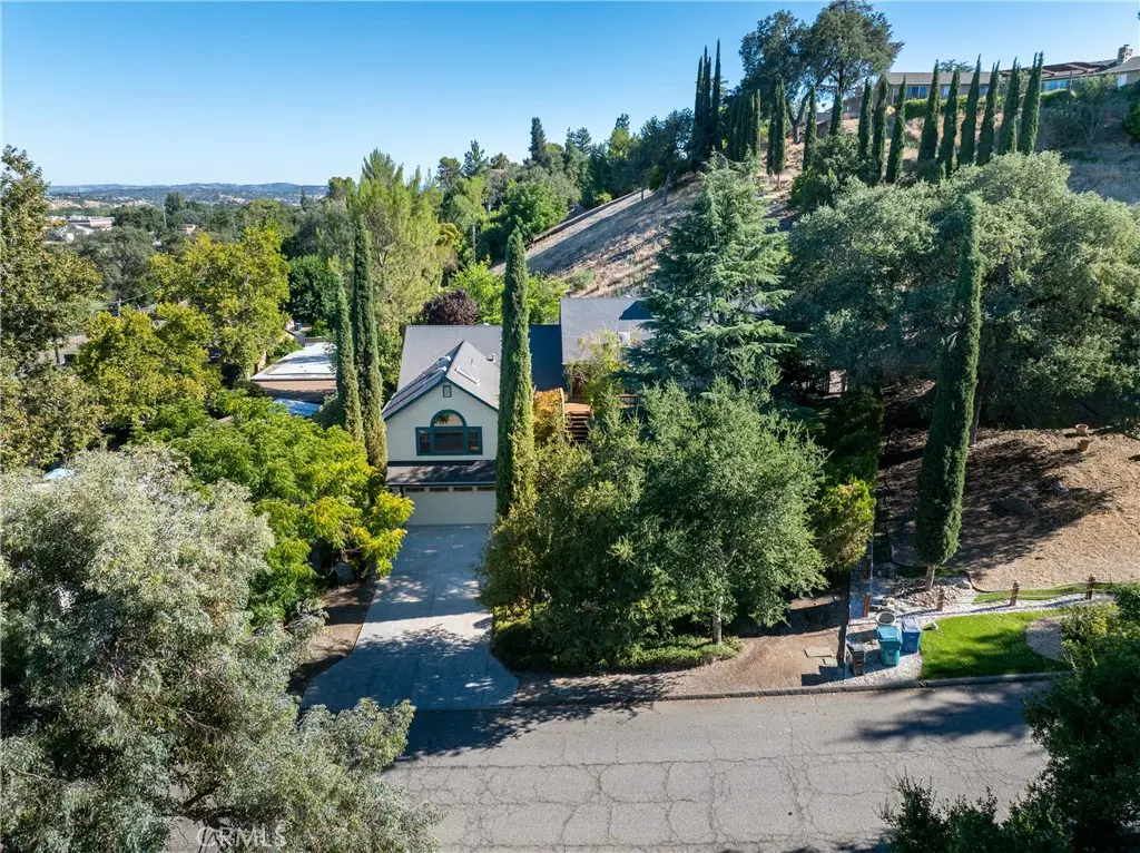 436 28th, Paso Robles, CA — listing photo 1