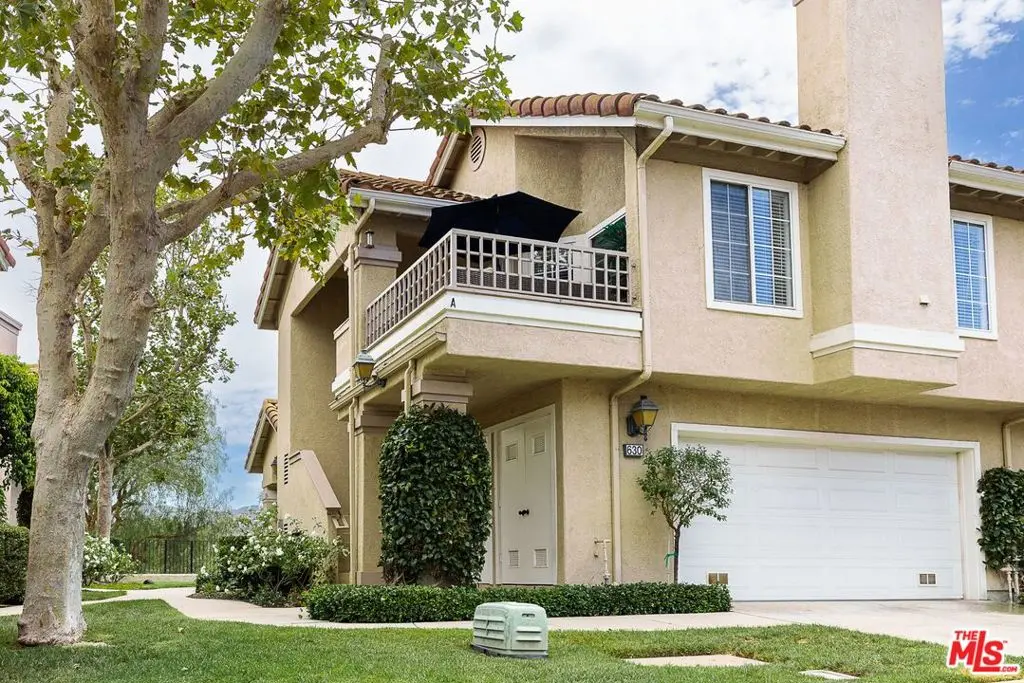 630 Kingswood Lane A, Simi Valley, CA — listing photo 1