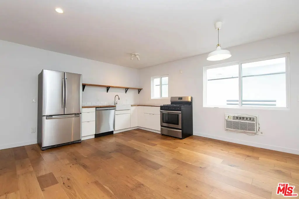 Residential Lease for rent at 3933 Marathon Street 105B, Los Angeles, Los Angeles County, CA featuring 2 beds and 2 baths