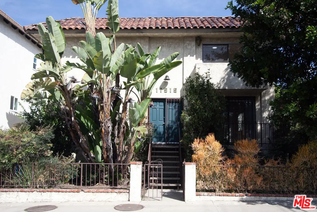 Apartment for rent at 11515 Ohio Avenue 3, Los Angeles, CA featuring 2 beds and 2 baths