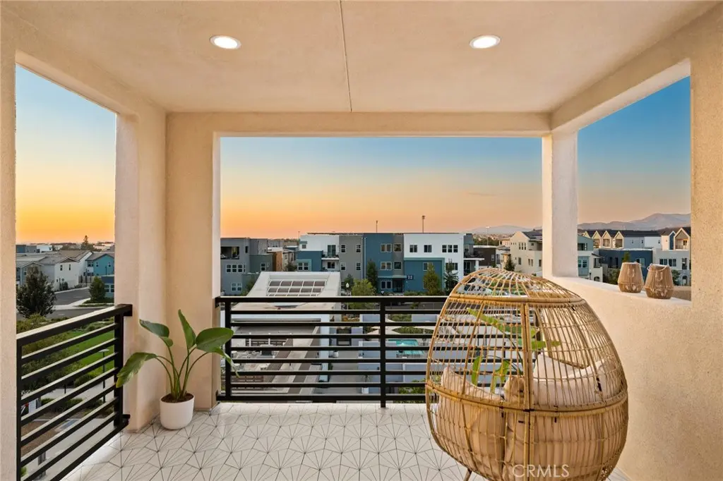 Residential Lease for rent at 127 Restore, Irvine, Orange County, CA featuring 4 beds and 3 baths