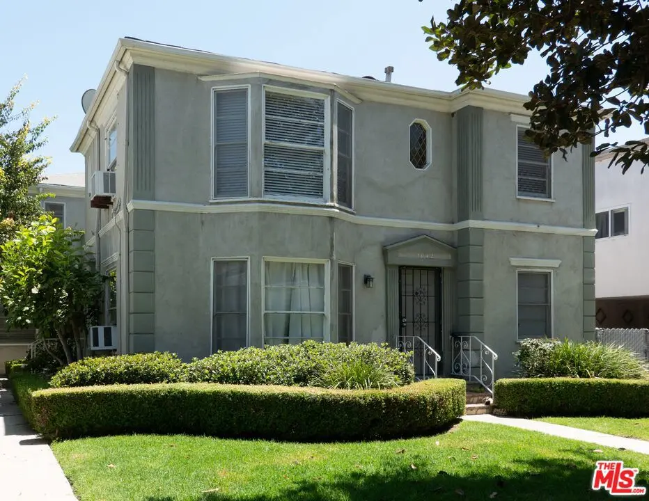 Residential Income for sale at 1042 S Bedford Street, Los Angeles, CA featuring 6 beds and 4 baths